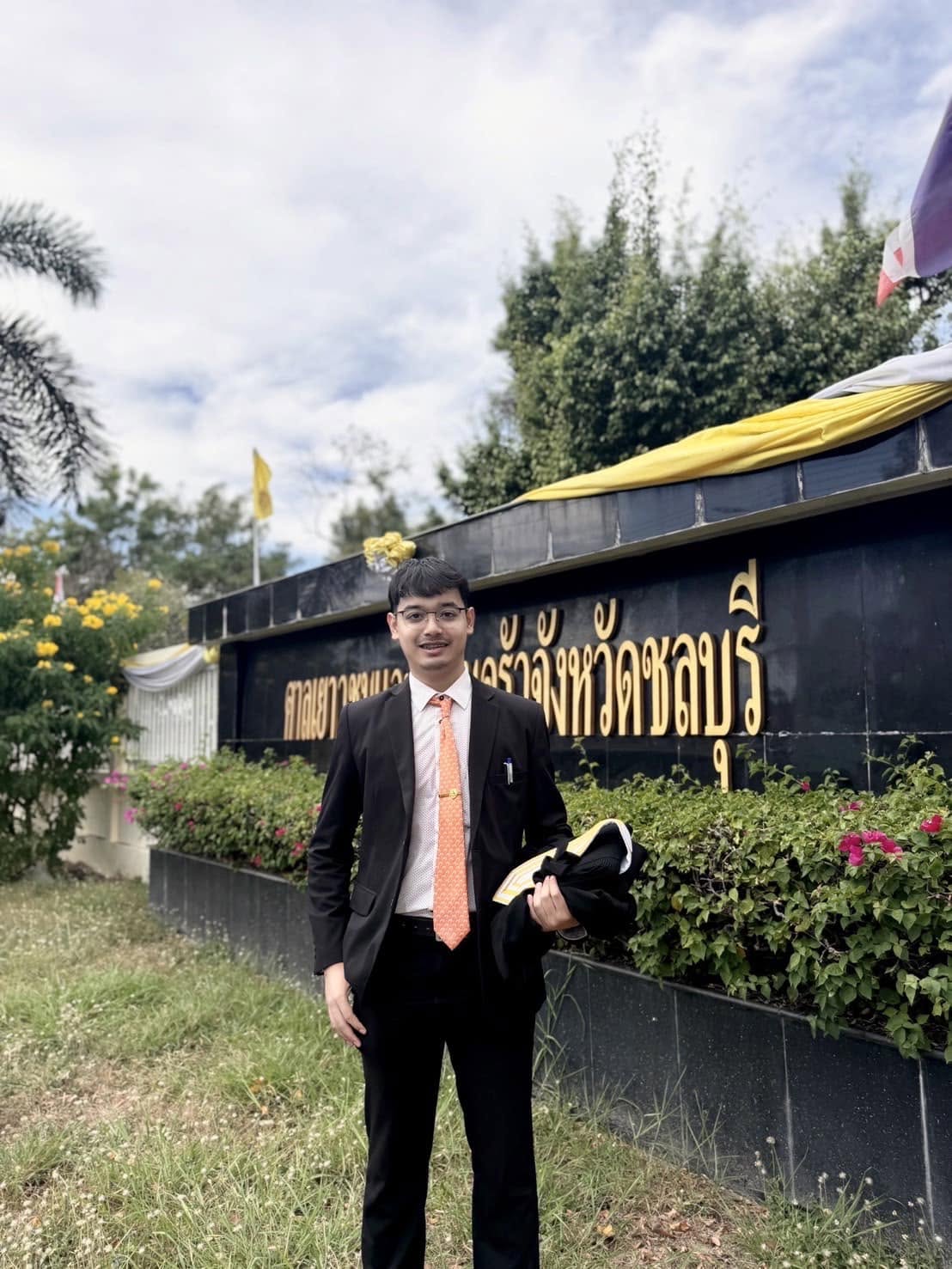 ทนายนภภู สมผลึก